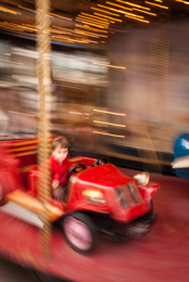 Blur;Carousel;Cars;Games;Kaleidos;Kaleidos-images;Leisures;Merry-go-round;Movement;Paris;Tarek-Charara;Children